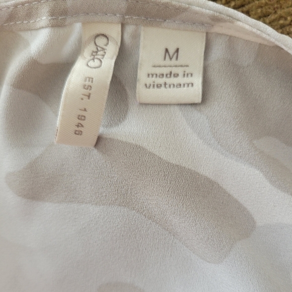 Cato Women's Gray Camo Short Sleeve Tee Size Medium - Picture 4 of 4